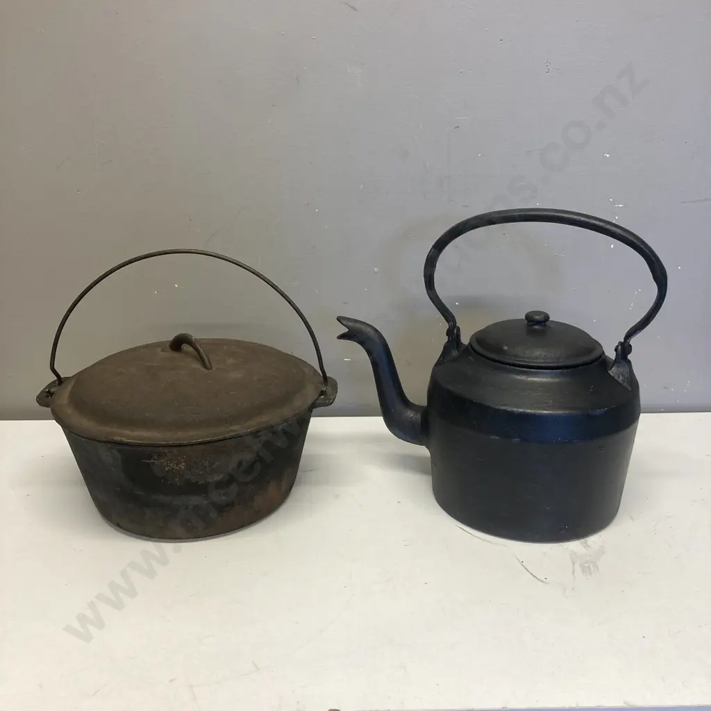 Cast Iron Teapot (Rusty Inside) & Cast Iron Dutch Oven Image 1++